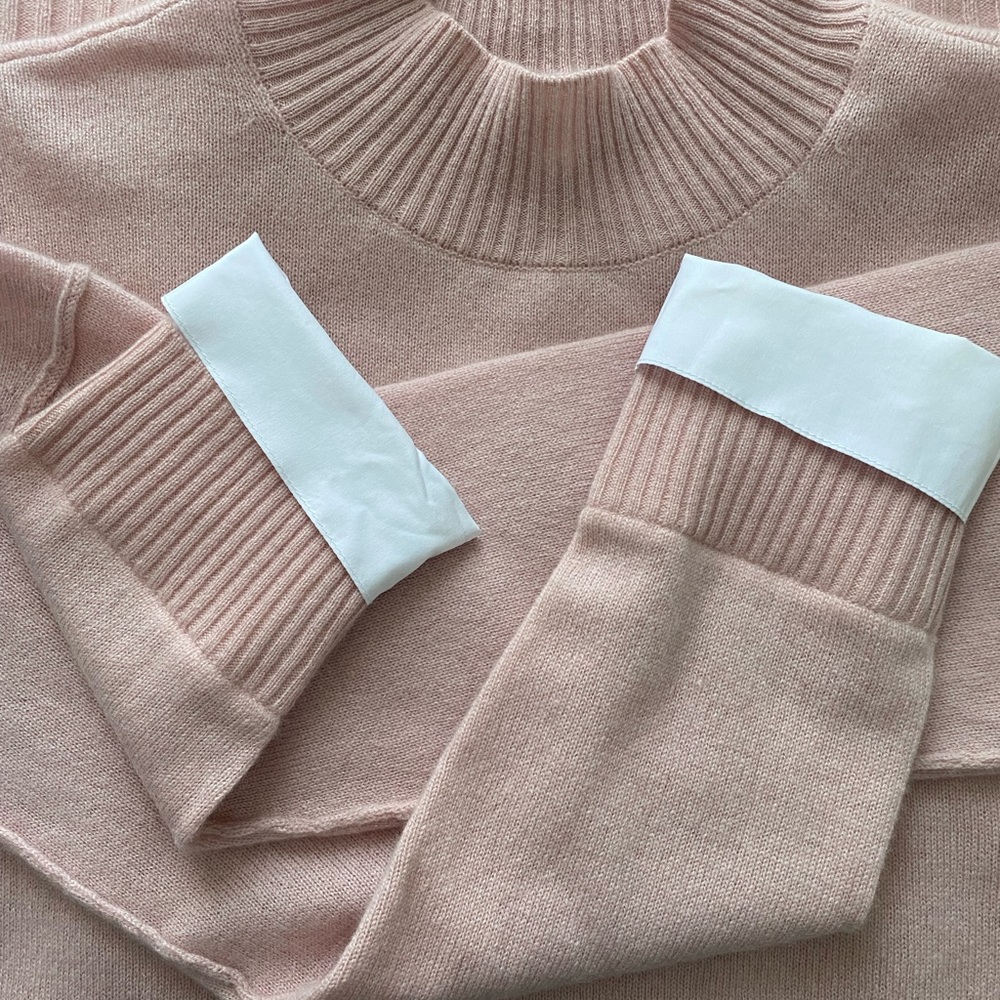 Neiman Marcus cashmere tunic/dress size M fantastic condition,ready to share. - Picture 3 of 14